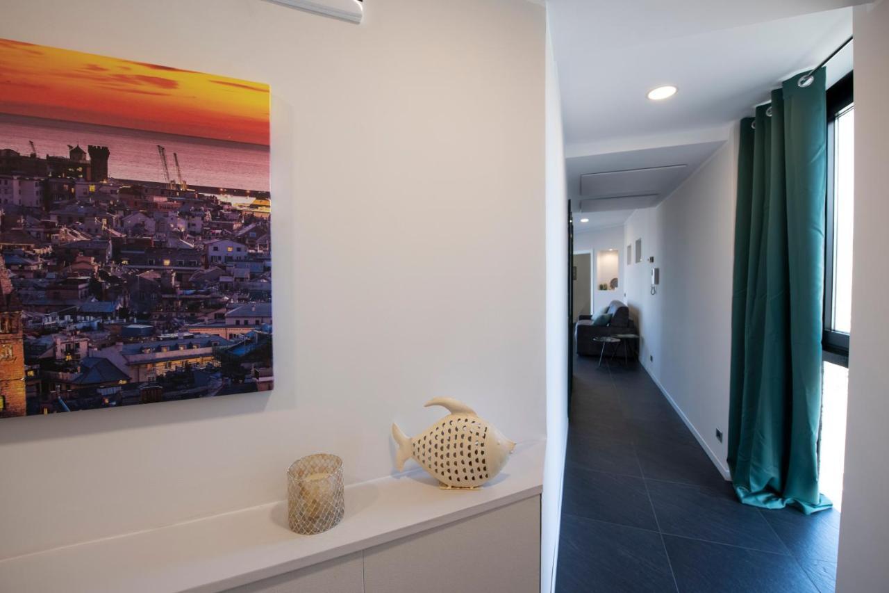 225 - La Corte Luxury Apartment, Centro Citta Con Vista Panoramica E Parcheggio Privato Gratuito Incluso Apartment Genua