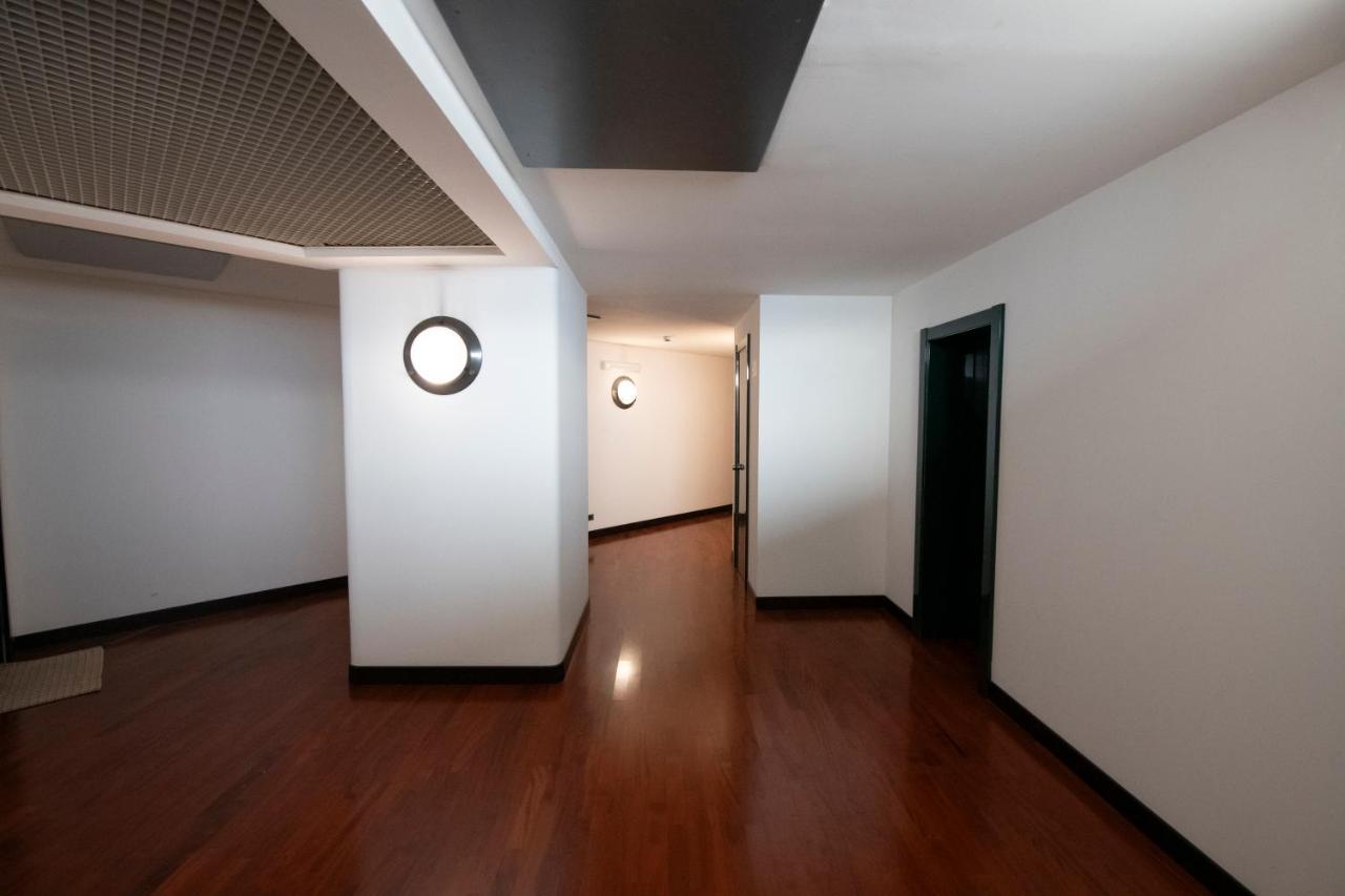 225 - La Corte Luxury Apartment, Centro Citta Con Vista Panoramica E Parcheggio Privato Gratuito Incluso Genua