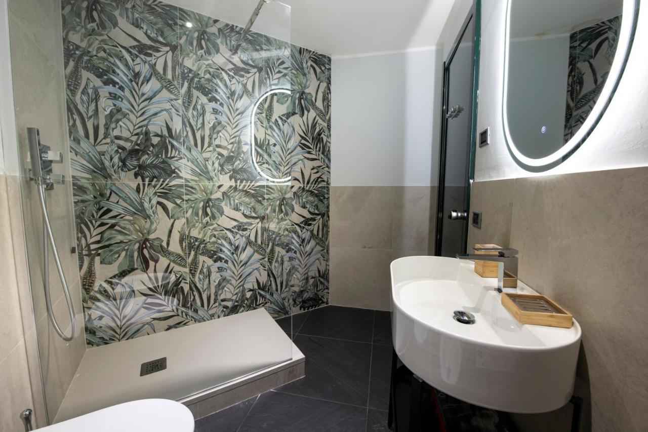 225 - La Corte Luxury Apartment, Centro Citta Con Vista Panoramica E Parcheggio Privato Gratuito Incluso